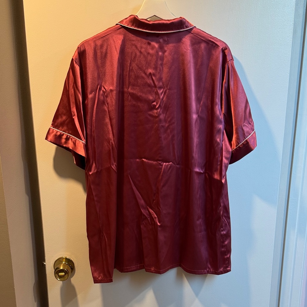 Elegant Women’s Satin Burgundy Pajamas - Picture 3 of 4